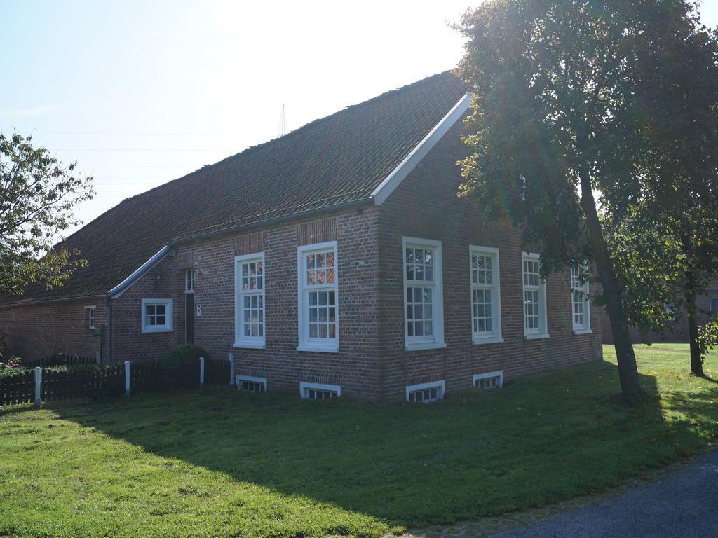 Hotel Gasthuus Ulenhoff Westoverledingen Exterior foto